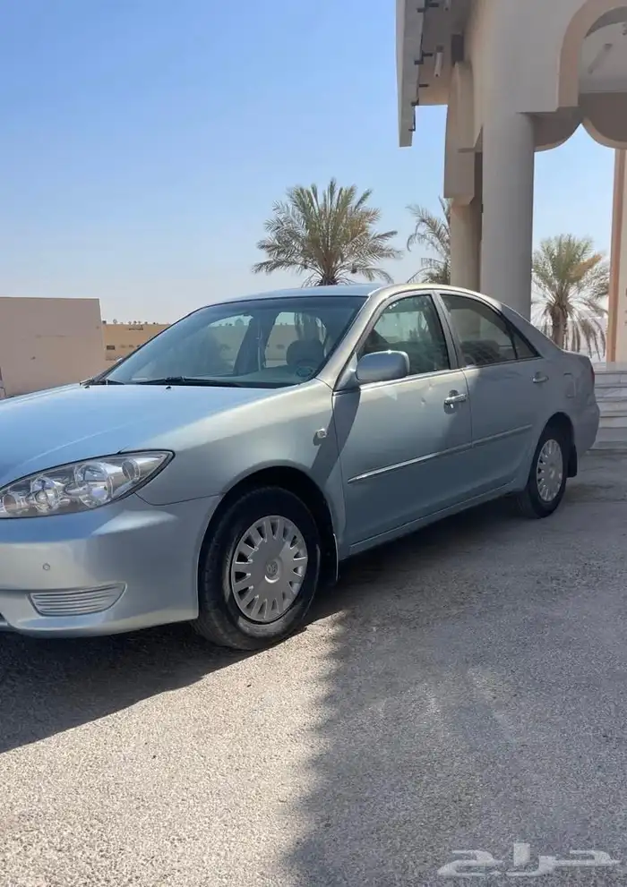 للبيع تويوتا كامري 2005 TOYOTA CAMRY 3