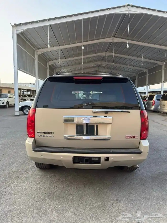 GMC YUKON SHORT 2012 1