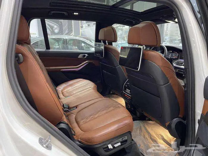 بي ام دبليو - اكس 7 - 2022 X7 40i 34