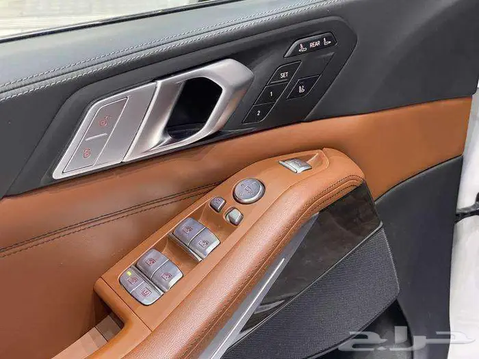 بي ام دبليو - اكس 7 - 2022 X7 40i 12