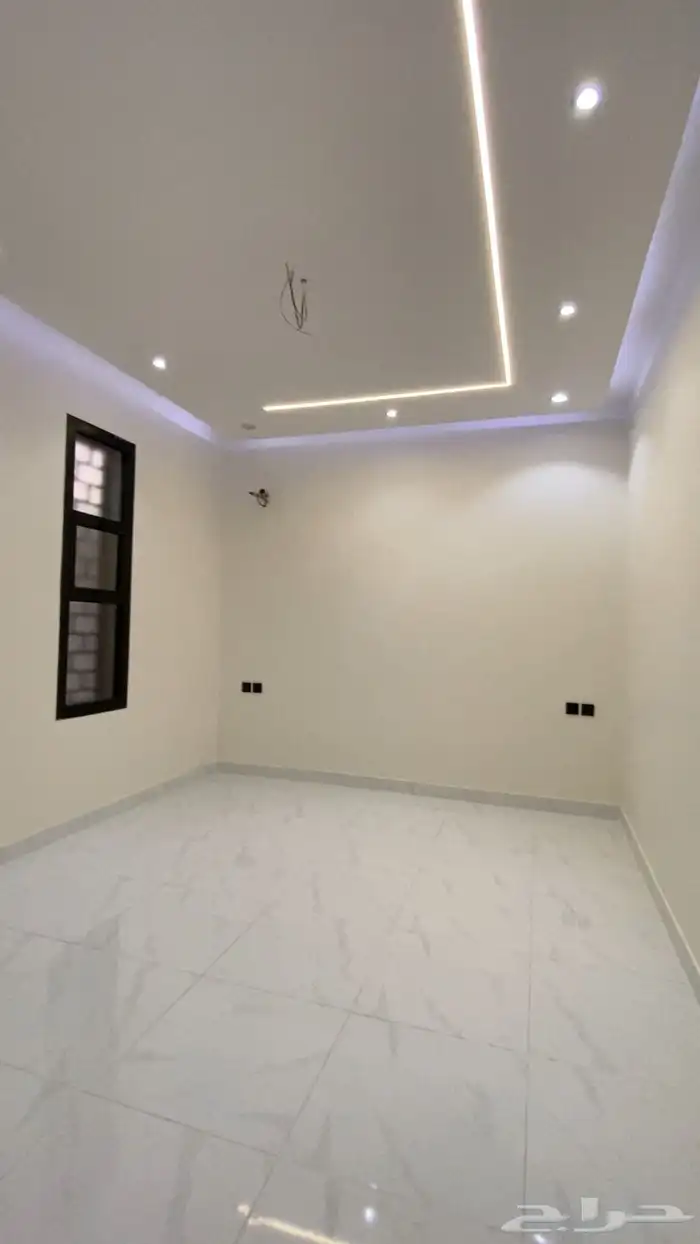 للبيع دور نص أرض جديد. حي غرناطة 13