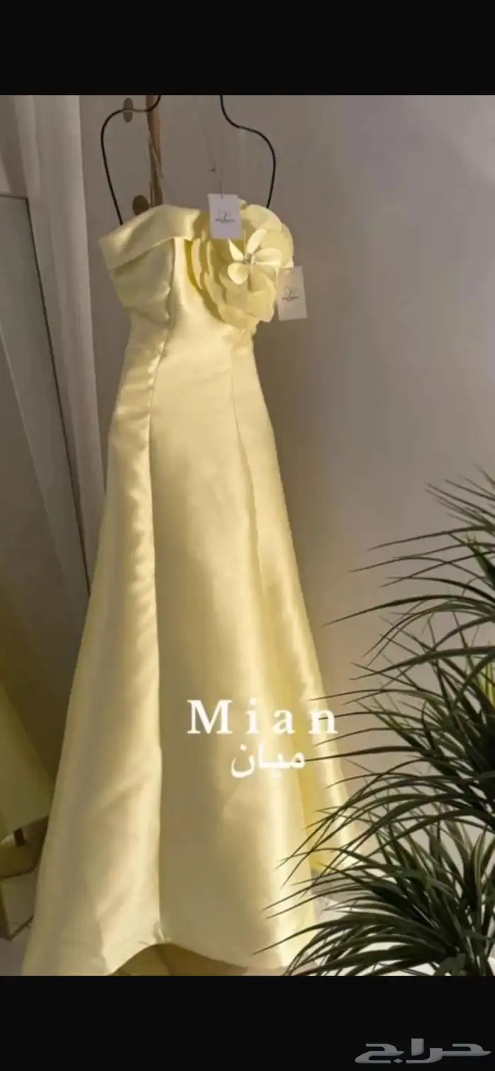 فساتين للبيع 1