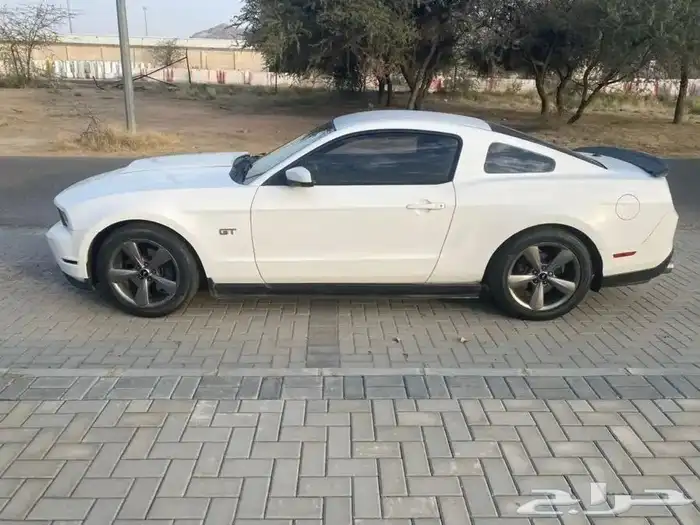 موستنج 2010قير عايدي 8سلندر 0