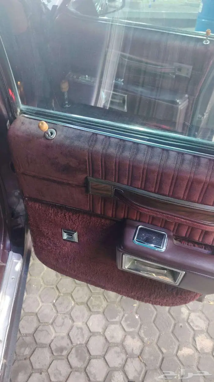 كابريس مديل 1987 LS فل اوبشن احمر عنابي 9