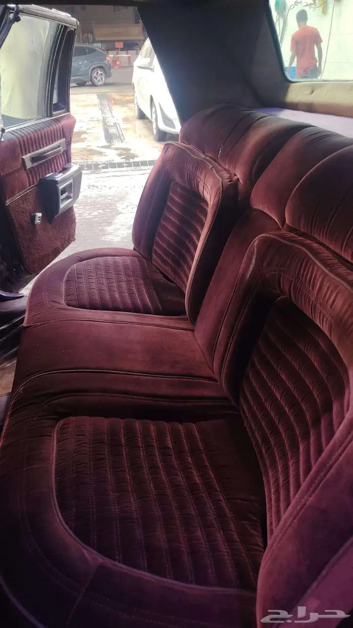 كابريس مديل 1987 LS فل اوبشن احمر عنابي 11