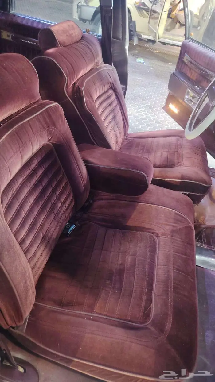 كابريس مديل 1987 LS فل اوبشن احمر عنابي 12
