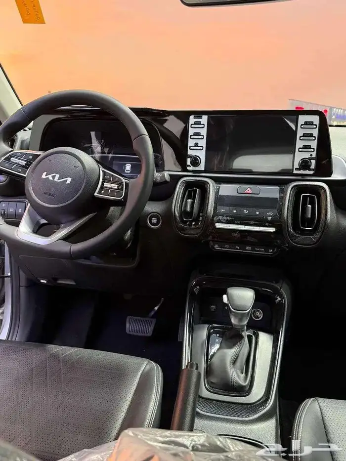 كيا سونيت 2024GLS.لعملاء (الرياض والانماء) بسعر الكاش 6