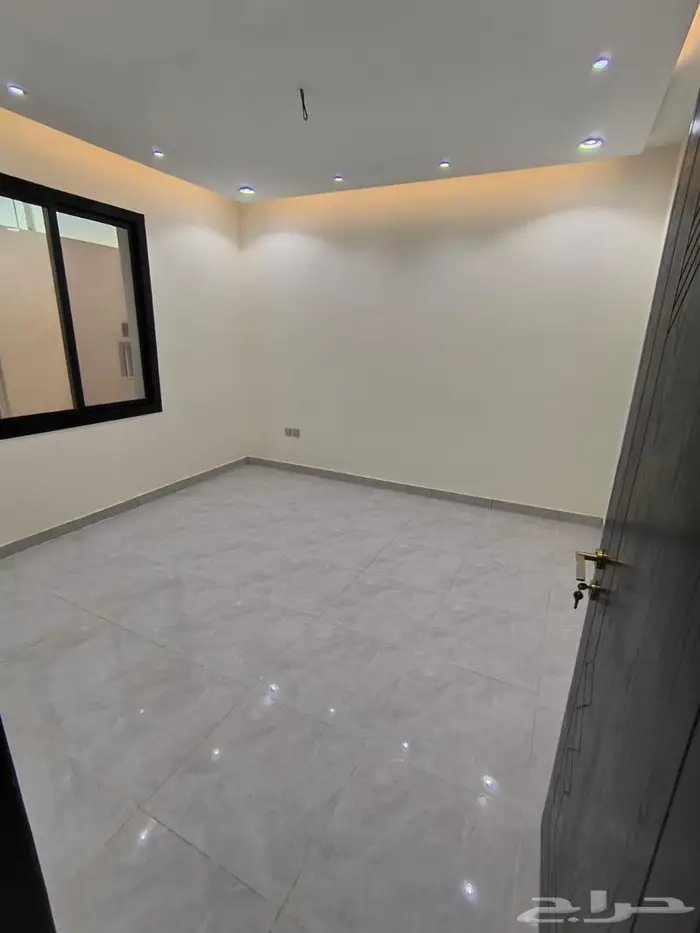 فيلا فاخرة للبيع بحى الصوارى 26