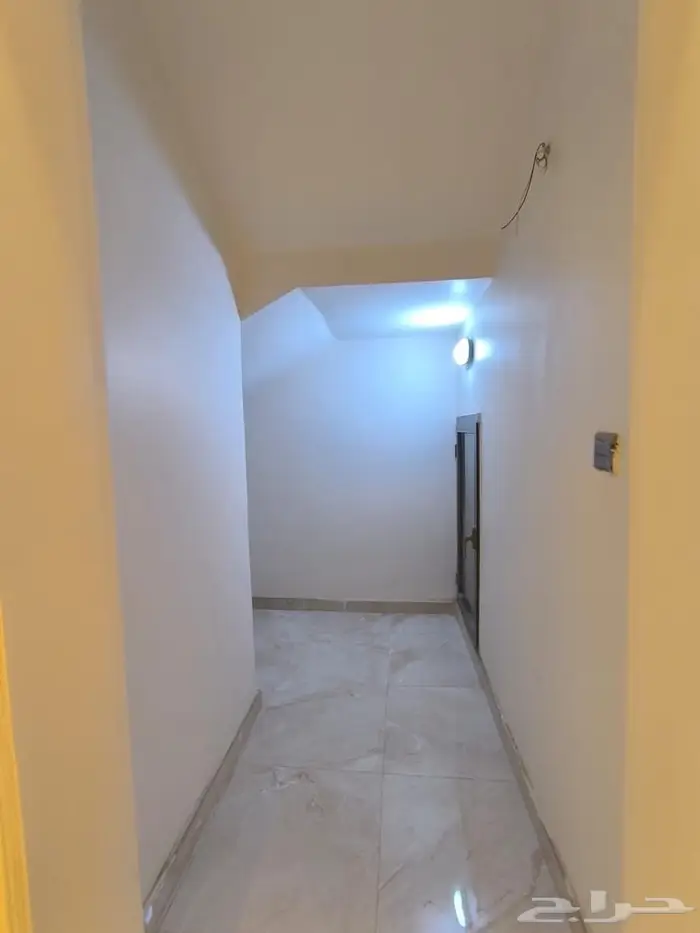 فيلا فاخرة للبيع بحى الفلاح 10