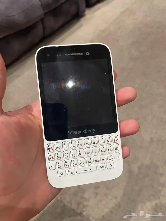 بلاك بيري Q5 نظيف مخزن 0