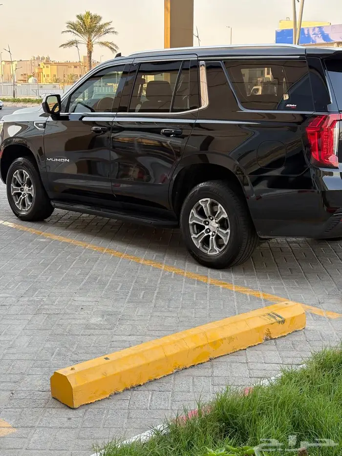 جمس يوكن 2023 GMC Yokun SLE 4
