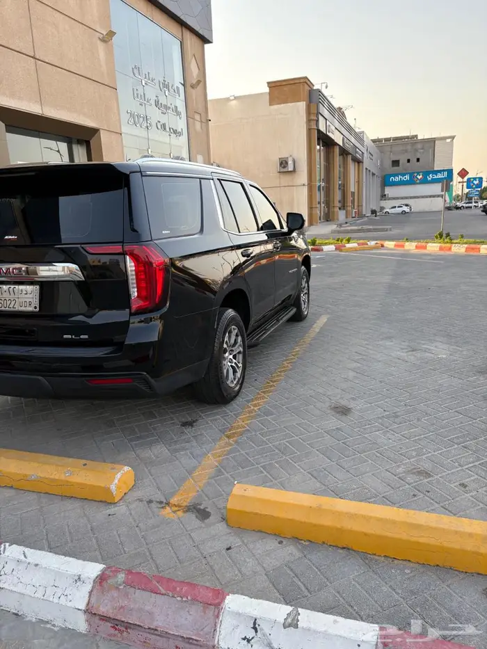 جمس يوكن 2023 GMC Yokun SLE 10