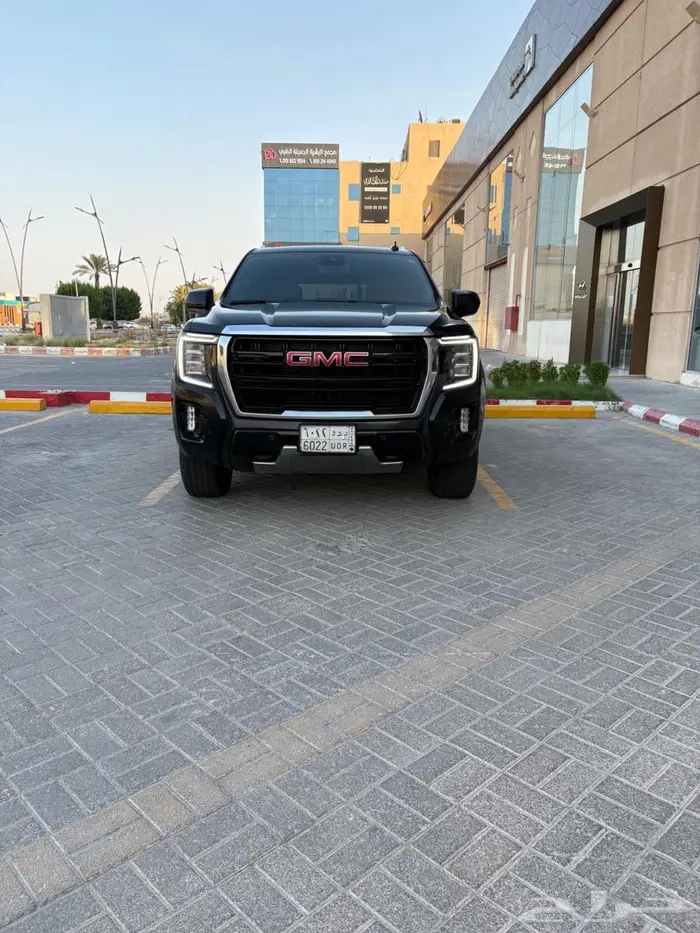 جمس يوكن 2023 GMC Yokun SLE 17