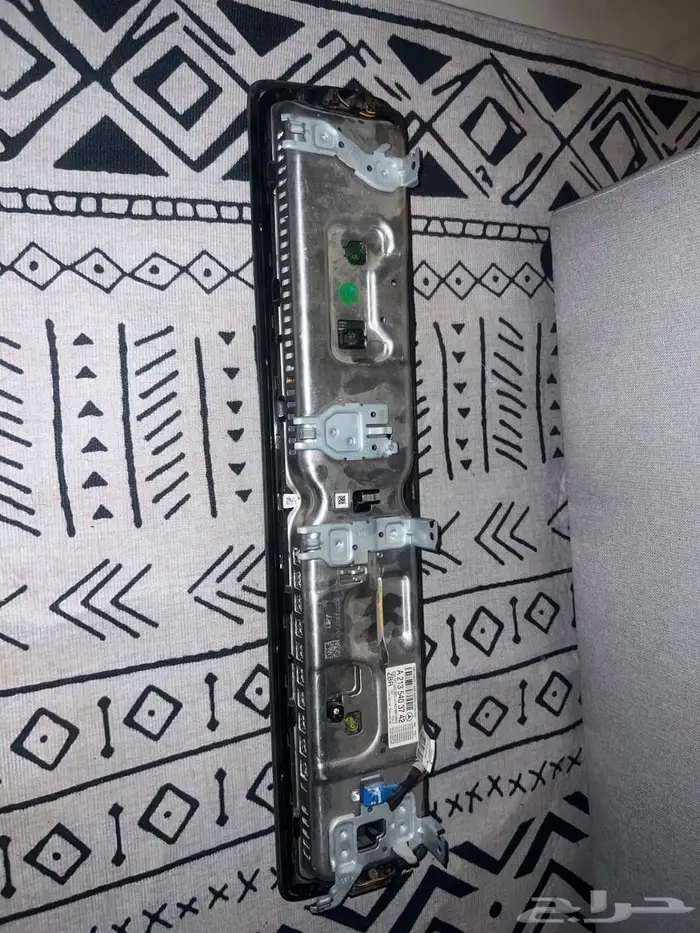 شاشه مرسيدس e 2