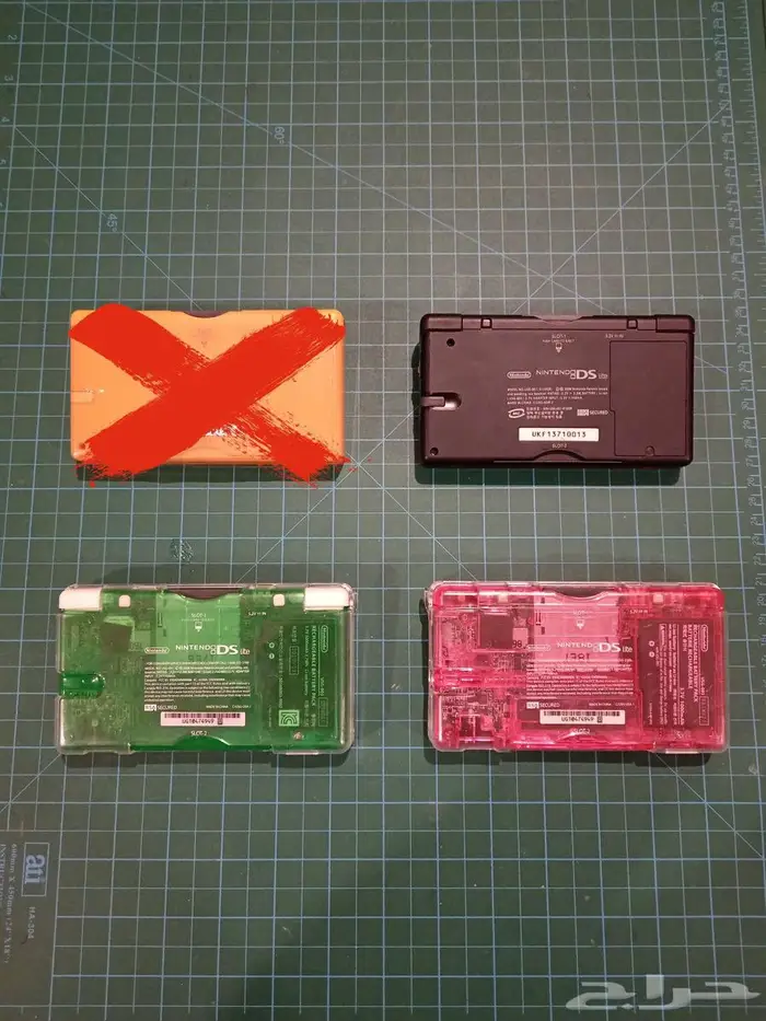 أجهزة نينتندو دي إس لايت - Nintendo DSlite Handhelds 1