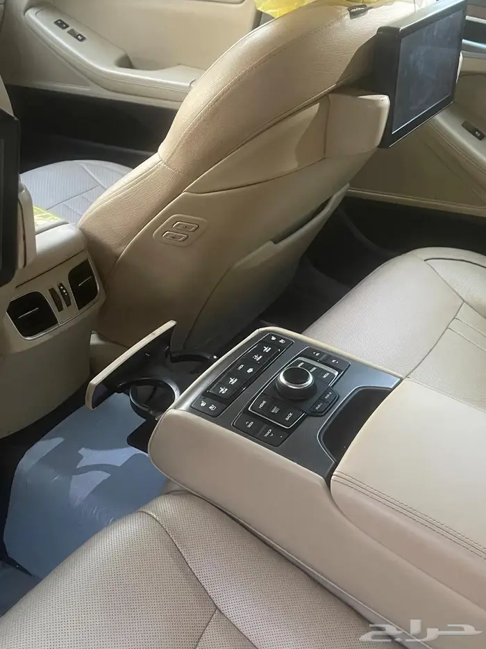 جينسس 2016 G80 رويال 6 سرندل 10