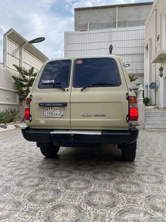 للبيع صالون موديل 97 GX بيج 4