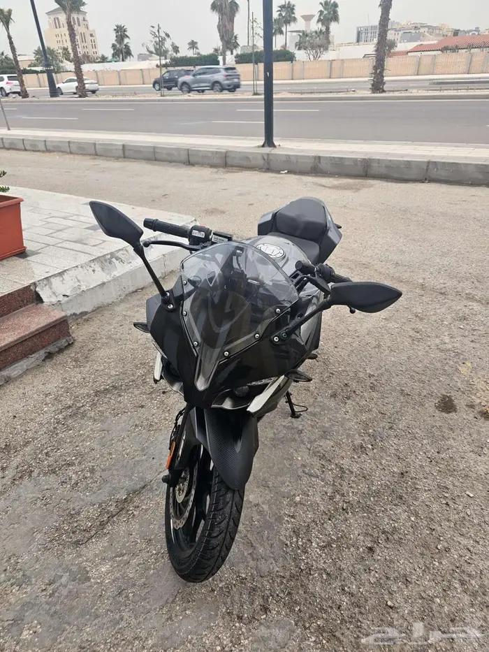 Bajaj Pulsar RS 200 2