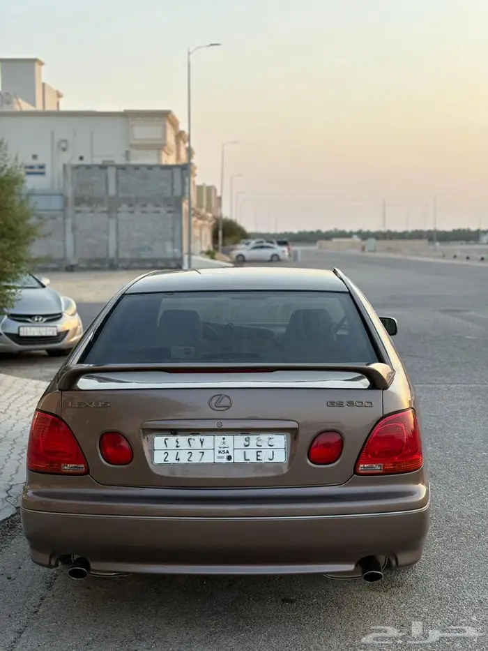 لكزس GS 9