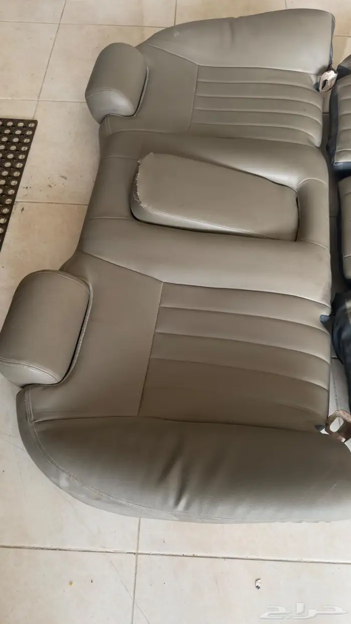 مراتب لينكون تاون كار نظيفه جدا 1