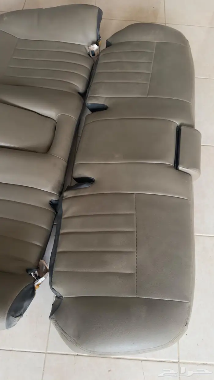 مراتب لينكون تاون كار نظيفه جدا 2