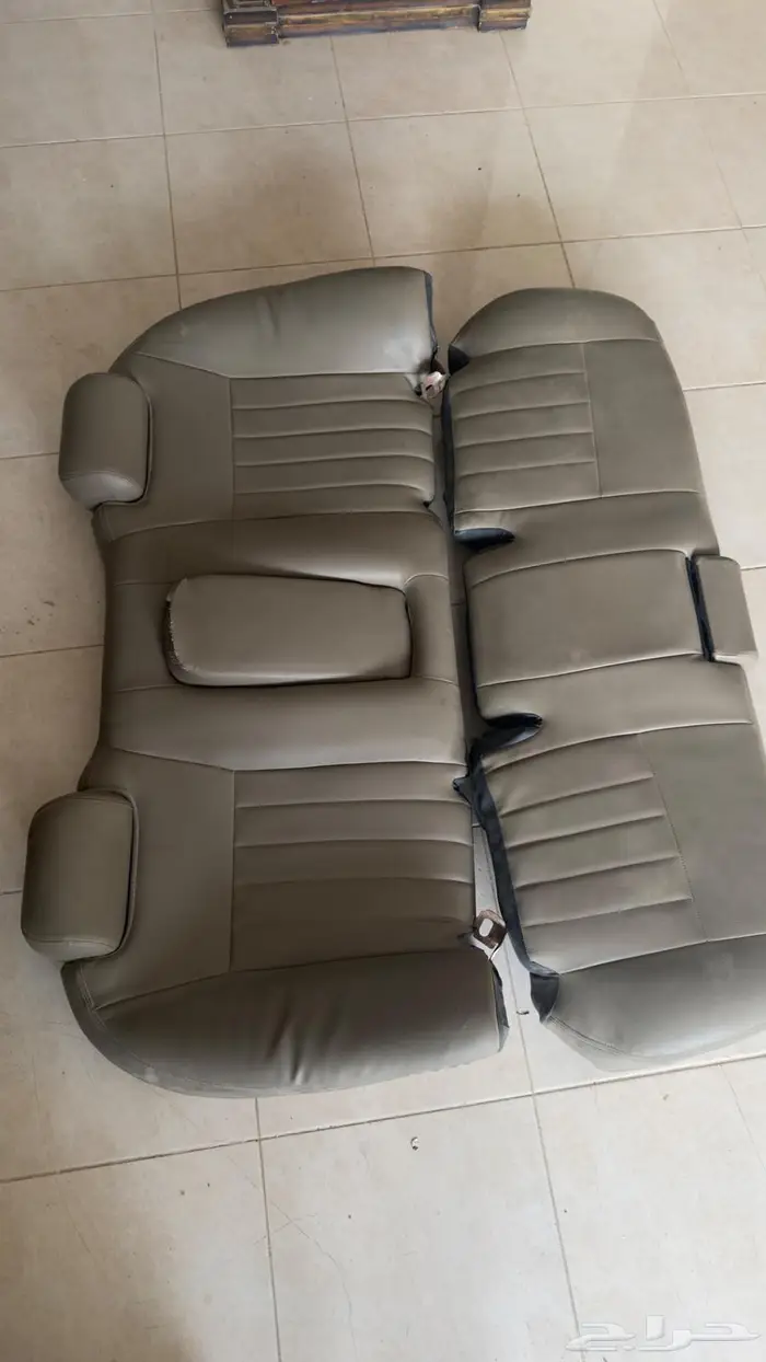 مراتب لينكون تاون كار نظيفه جدا 0