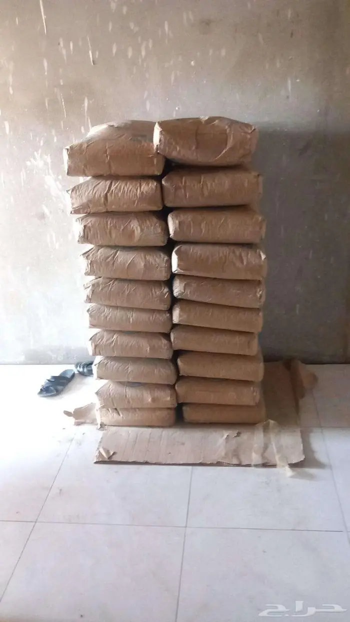 بطحاء واسمنت وخدمه توصيل 2