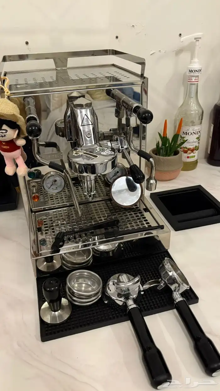 مكينة قهوة برو فيتك 500 شبه جديده 3