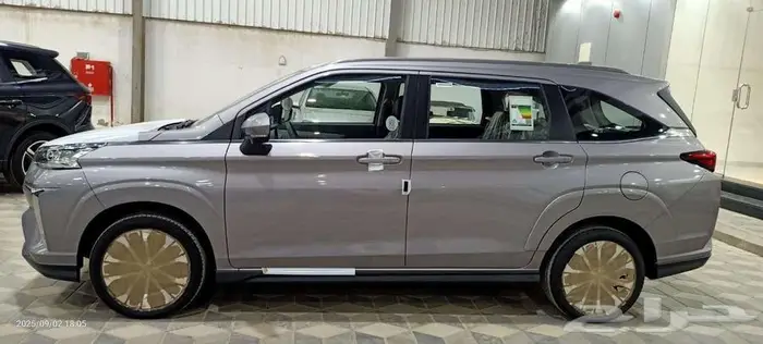 تويوتا فيلوز 2025GLX 2