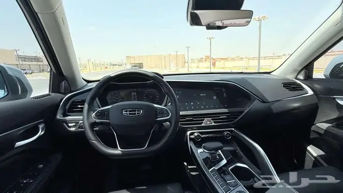 جيلي توجيلا 2023 نص فل 4WD ماشي 60 ألف كم 19