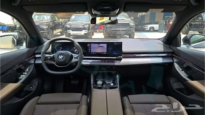 بي ام دبليو 520i 2026 خليجي اصفار مع ضمان الوكيل 8