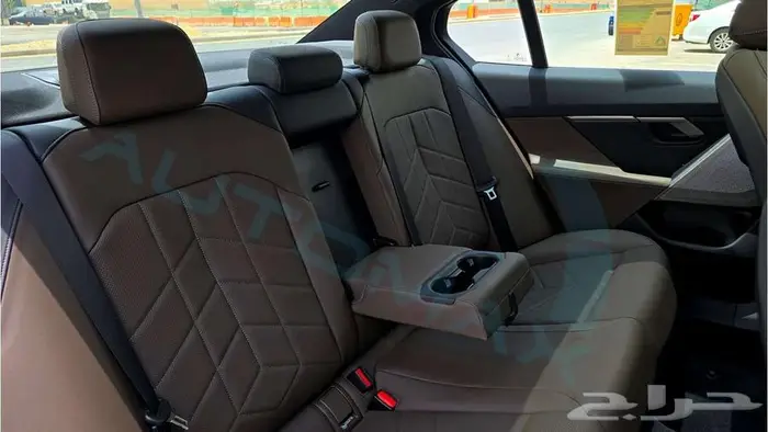 بي ام دبليو 520i 2026 خليجي اصفار مع ضمان الوكيل 30