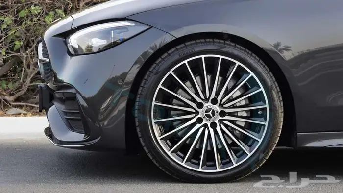 مرسيدس C200 بريميوم بلس 2025 خليجي اصفار مع ضمان الوكيل 21