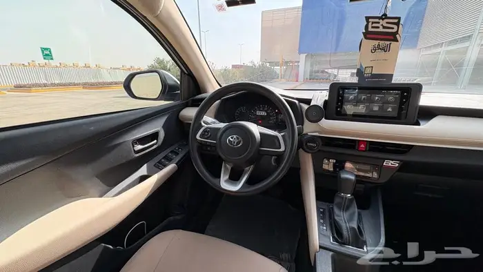 للبيع يارس نظيف جدا  موديل 2023 7
