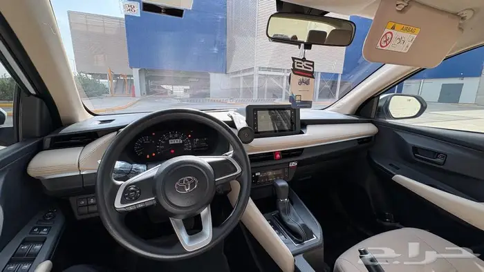 للبيع يارس نظيف جدا  موديل 2023 6