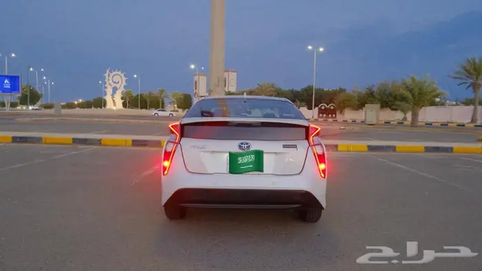 البيع بريوس 2017 فل كامل 3