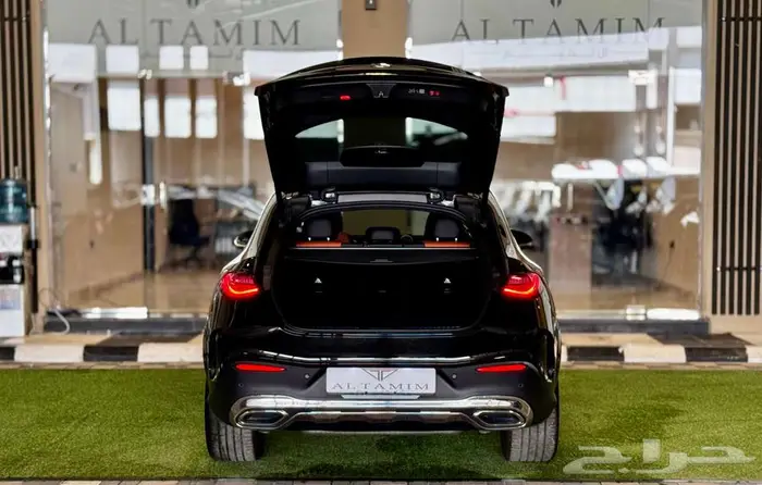 مرسيدس GLC300 Coupe AMG 2024 - مستخدم نظيف 4