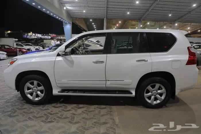 ليكزس GX 460 فل كامل فتحة سقف جلد موديل 2010 4