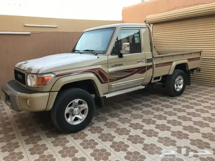 مطلوب شاص رفرف من 2016 الى 2020 ((الرياض)) 0