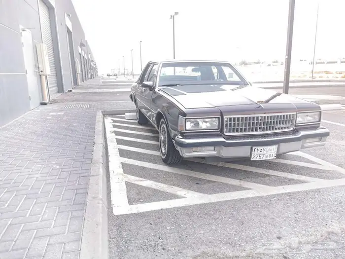 كابريس مديل 1987 LS فل اوبشن احمر عنابي 6