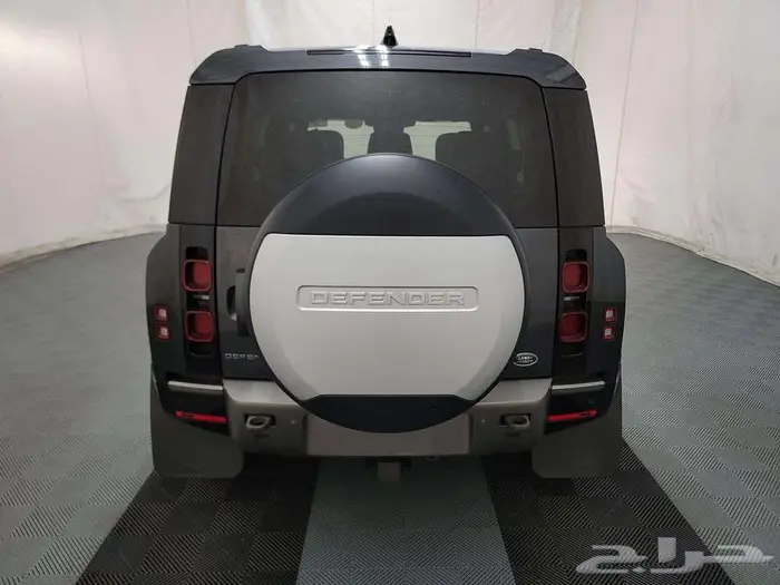 2021 Land Rover Defender 110 X-Dynamic HSE 7