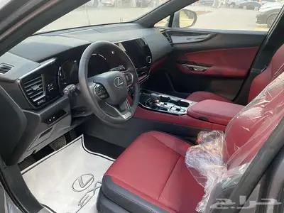 لكزس NX 350h 2025 رمادي داخلي احمر هايبرد index