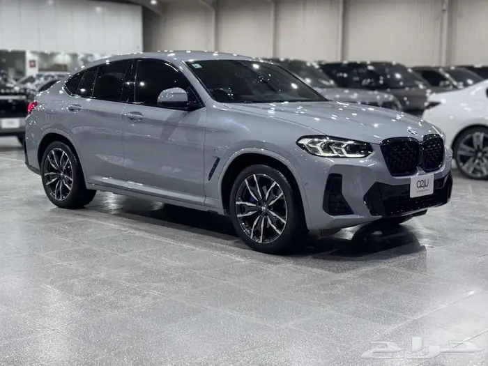 بي ام دبليو X4 30i موديل 2022 1