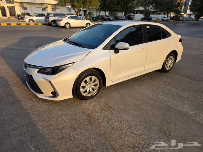 للبيع كورولا XLI موديل 2023 مكينة 2.0 7