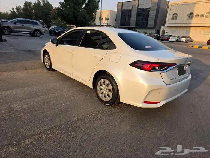 للبيع كورولا XLI موديل 2023 مكينة 2.0 2