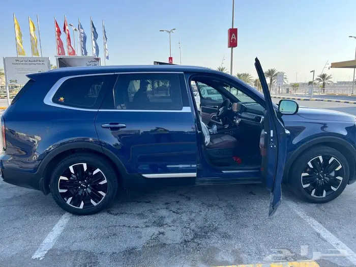 Kia Telluride 2024 GT-Line 2