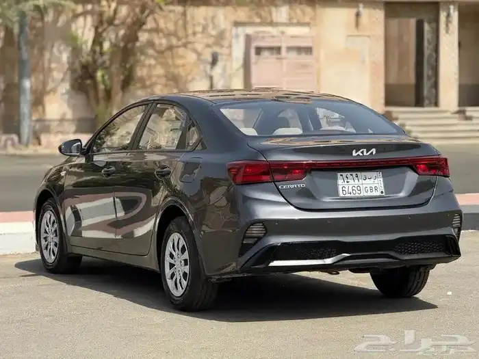 كيا سيراتو 2022 عداد 81 قمة في النظافة 5