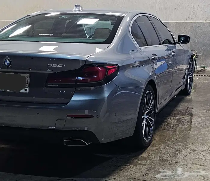 Bmw 520i 2023 ممشى 29 الف 1