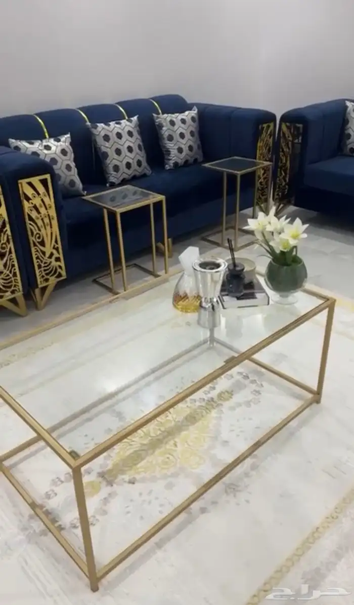 كنب جديد مع طاولات خدمة وسجاد جديده 2