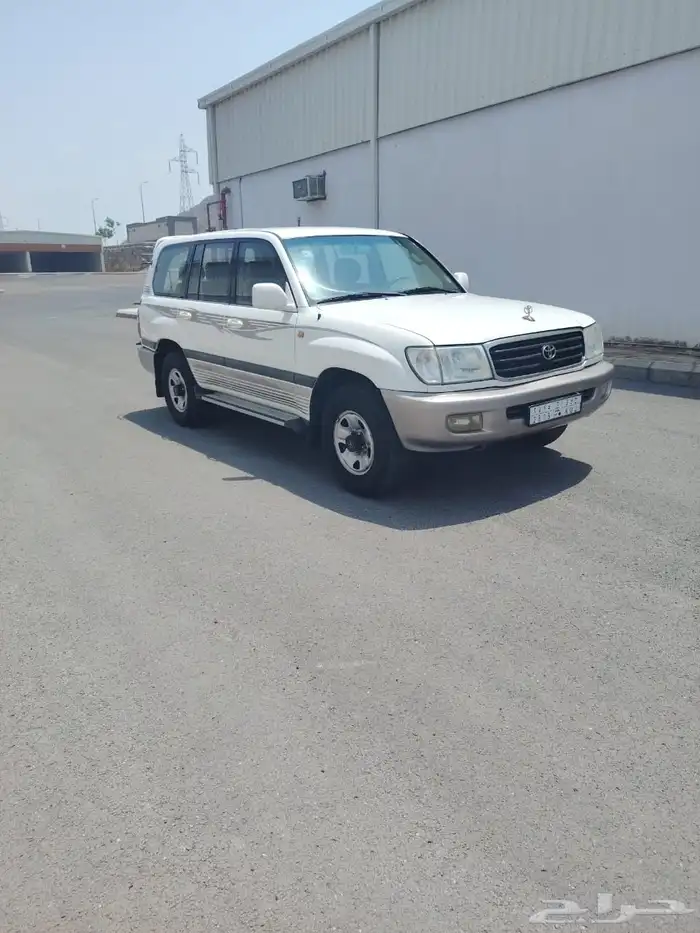 تويوتا لاندكروزر 2002 3